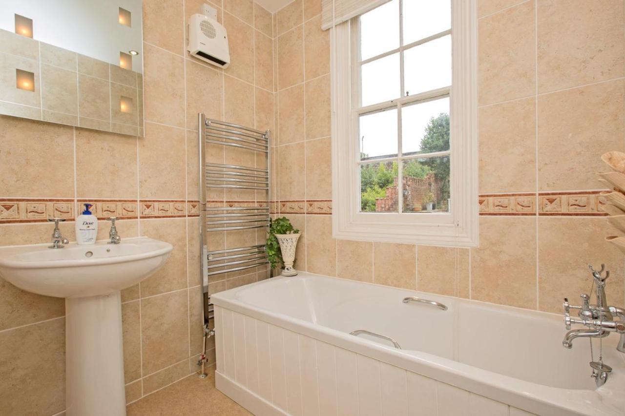 Braeside Guesthouse Exeter Exterior photo